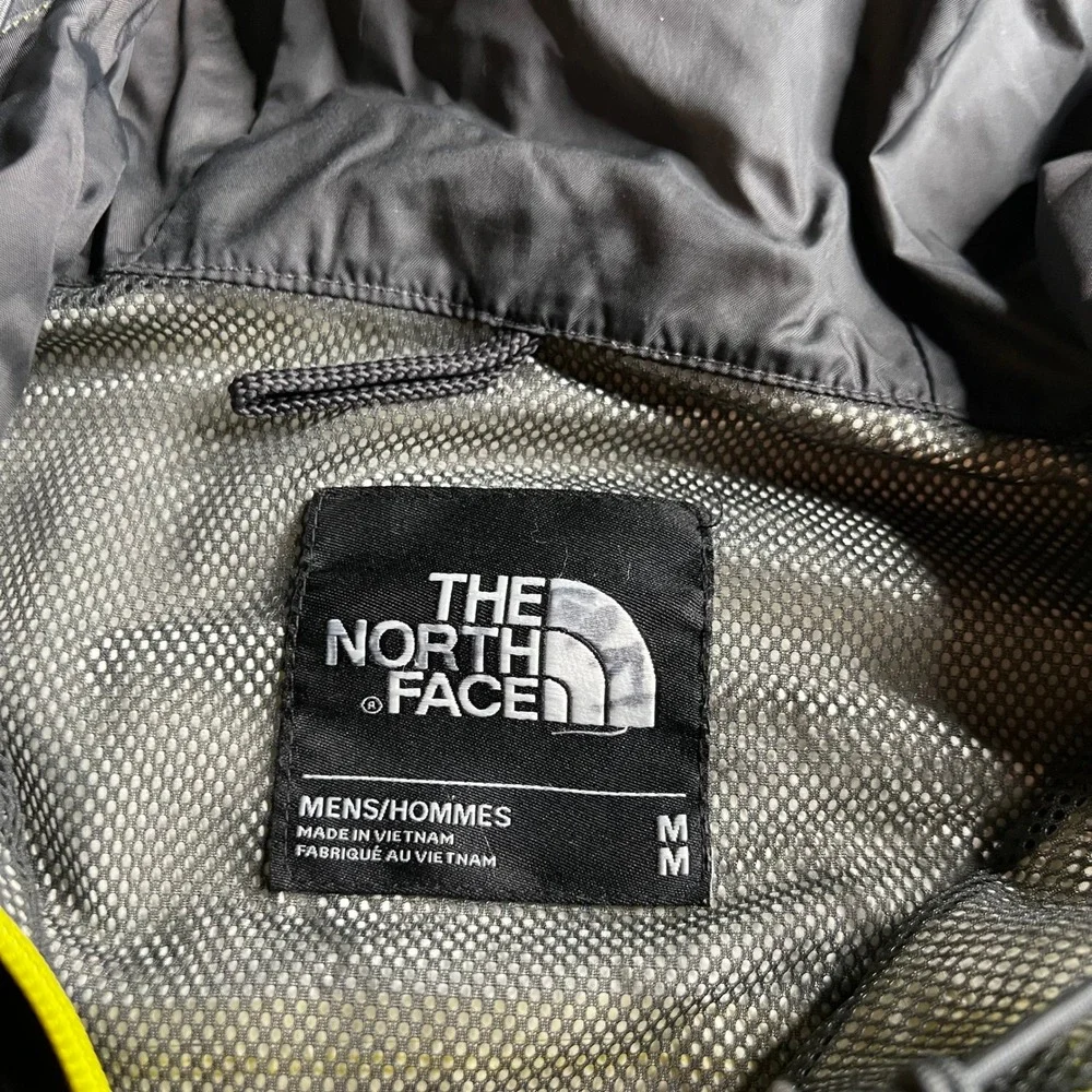 The North Face DryVent Rain Jacket Mens Medium Yellow Grey Hooded Shell SC415526